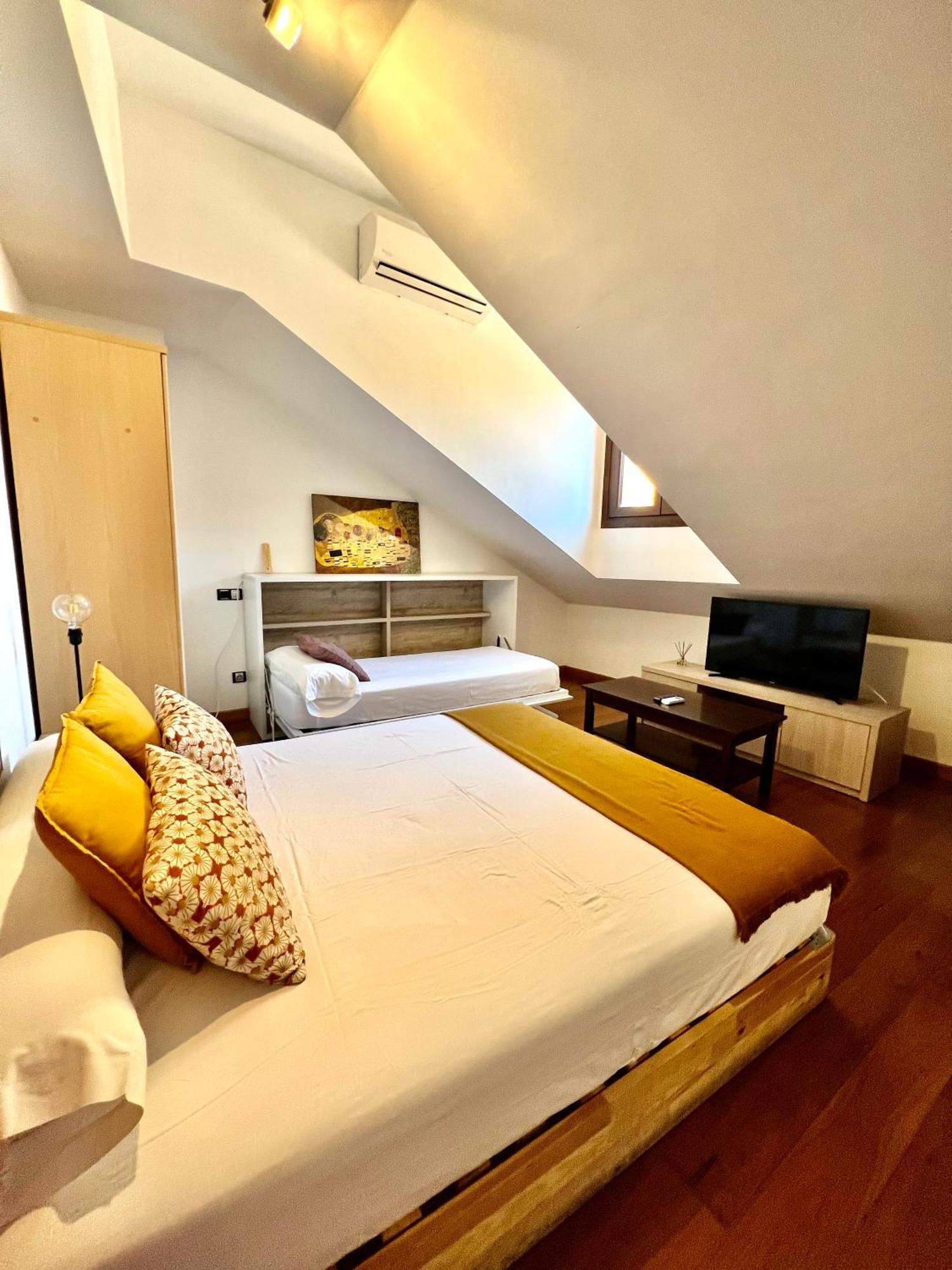 Apartamentos San Antonio Аранда де Дуеро Екстериор снимка